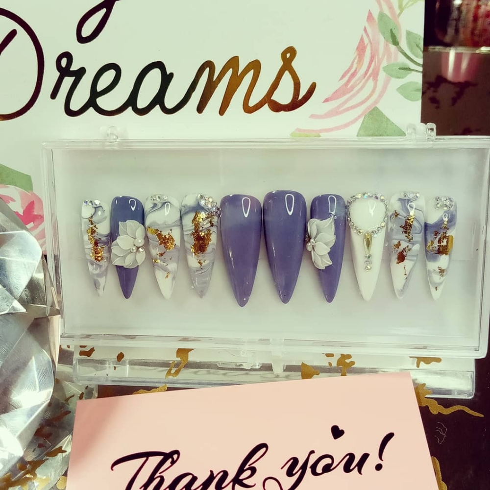 Press On Nails